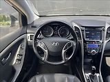 Hyundai i30 1,6 CRDI Premium AT ČR - náhled 15