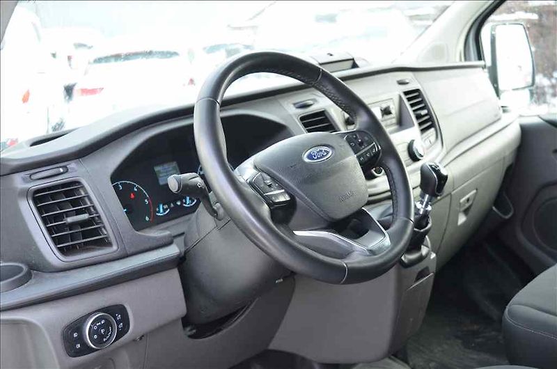 Ford Transit (2022) CUSTOM 2,0 D - fotka 11 z 16