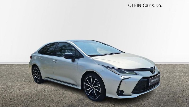 Toyota Corolla SD 1,8 HEV GR Sport - fotka 5 z 25