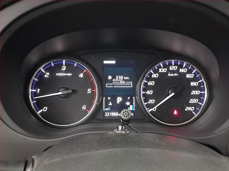 Mitsubishi Outlander (2014) 2.2 DI-D, 4X4, Automat - fotka 11 z 23