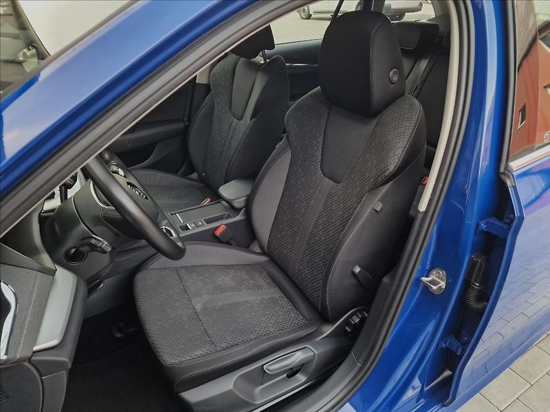 Škoda Octavia 2.0TDI Style Combi,ČR,1.Maj. - fotka 37 z 50