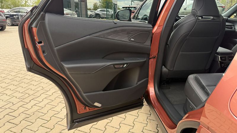 Lexus RX 500h 2,4 HEV F SPORT PLUS PANORAMIC - fotka 19 z 25