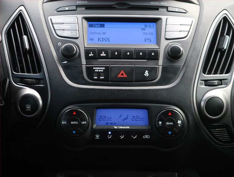 Hyundai ix35 (2014) 1.6 GDI, Serv.kniha, Tempomat - fotka 12 z 18