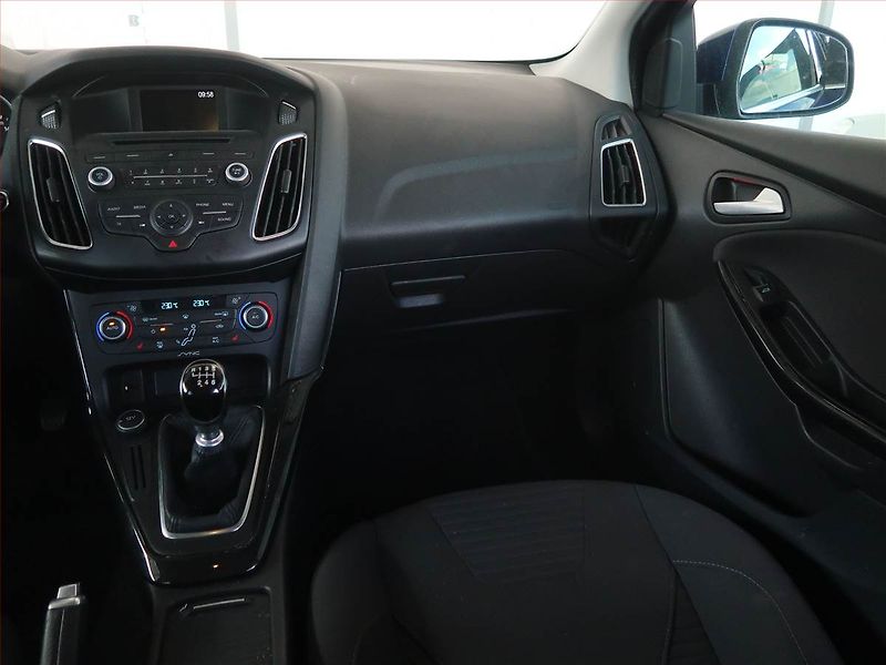 Ford Focus (2017) 1.5 TDCi, Tempomat - fotka 8 z 18