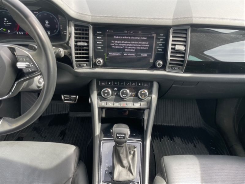 Škoda Kodiaq 2,0 TSI 140 L&K 4x4 AT - fotka 10 z 11