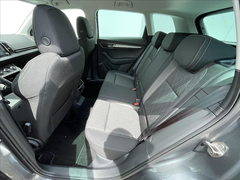 Škoda Karoq 2,0 TDI 4x4 DSG Style - fotka 16 z 24