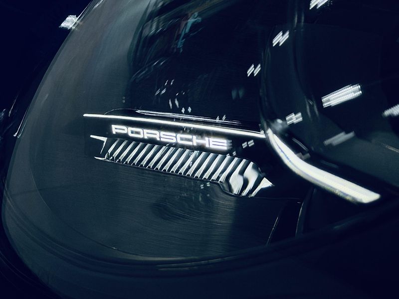 Porsche 911 (2025) 992.2*CABRIO*CHRONO*ZÁRUKA - fotka 14 z 44