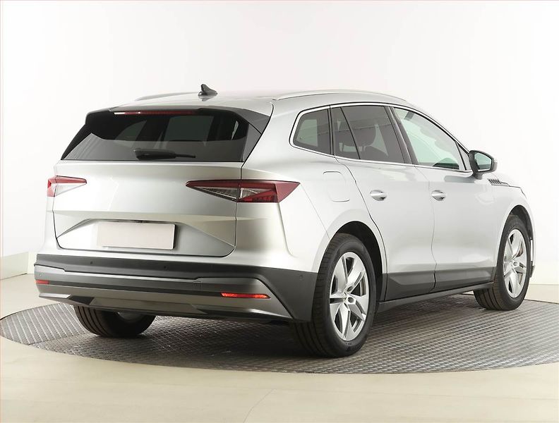 Škoda Enyaq (2022) iV 80 (82 kWh), SoH 94% - fotka 5 z 33