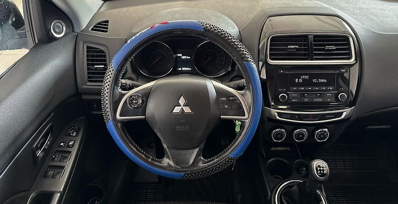 Mitsubishi ASX (2015) 1.6 MIVEC 2. MAJITEL TAŽNÉ ČR - fotka 10 z 22