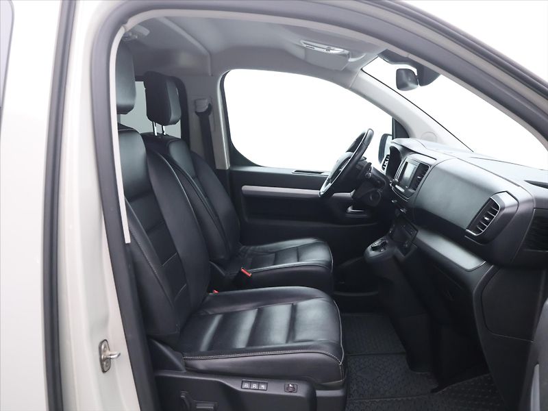 Toyota ProAce 2,0 D-4D 130kW VIP L2 CZ - fotka 12 z 30