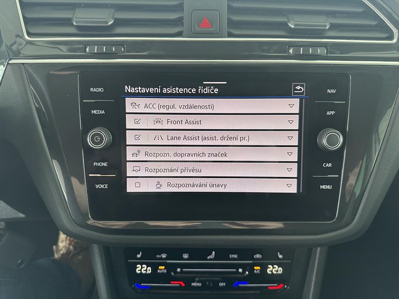 Volkswagen Tiguan (2023) 2,0TDi DSG REZERVACE - fotka 35 z 38