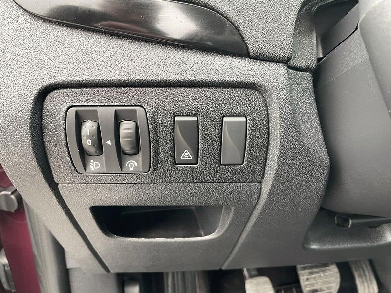 Renault Scénic (2014) 1.5 dCi,81kW,Klima,ČR - fotka 22 z 30