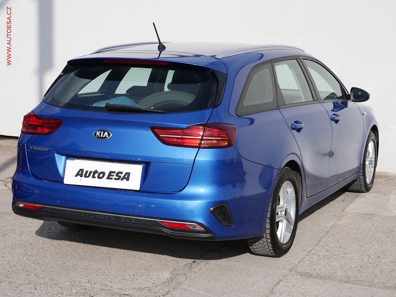Kia Ceed (2019) 1.6 CRDi, ČR, AC, temp - fotka 6 z 17