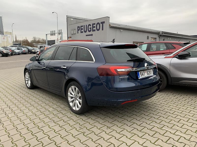 Opel Insignia (2014) Sports Tourer Cosmo 2.0CDTi  - fotka 7 z 45