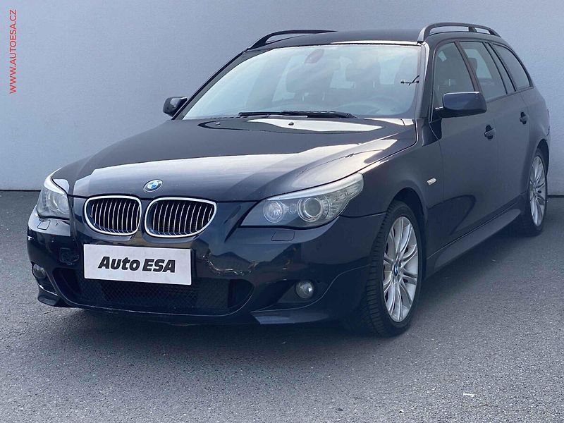BMW Řada 5 (2009) 3.0d 525 xDrive, ČR, AT - fotka 3 z 19