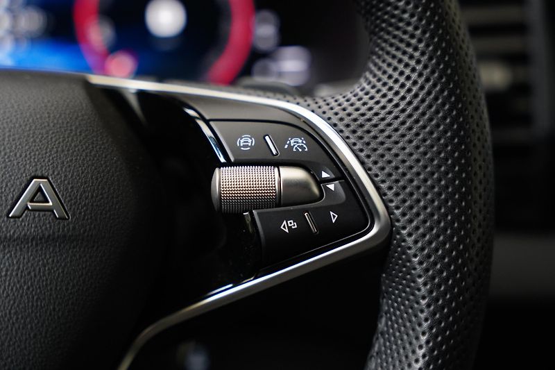 Škoda Karoq - fotka 16 z 29