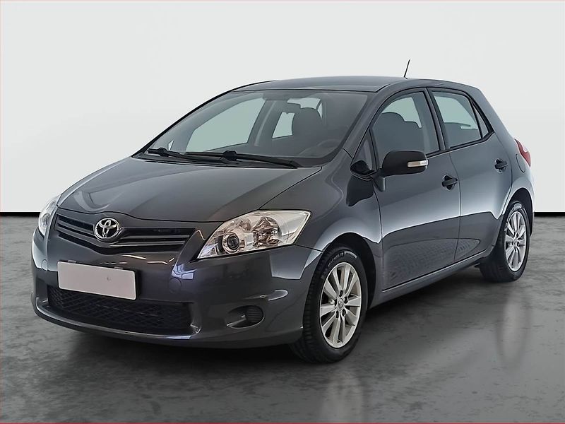 Toyota Auris (2010) 1.3 Dual VVT-i, Park. senzory - fotka 2 z 16