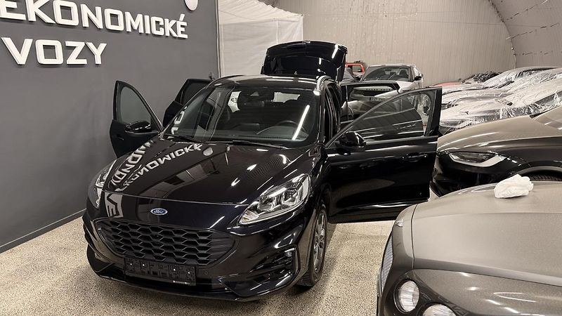 Ford Kuga (2023) 2.0TDCI ST LINE,4X4,AT - fotka 18 z 42