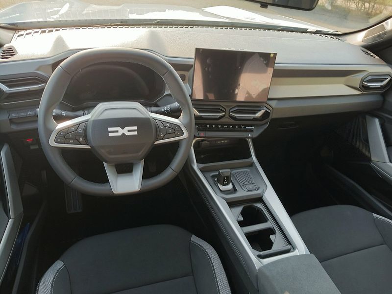 Dacia Bigster (2026) Journey Hybrid 155 - fotka 11 z 28