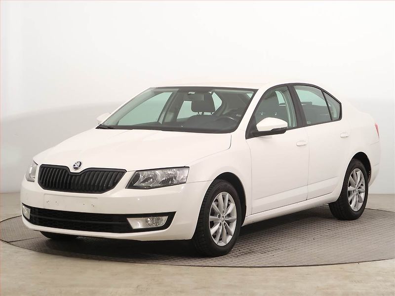 Škoda Octavia (2015) Ambition 1.6 TDI, Serv.kniha - fotka 2 z 14