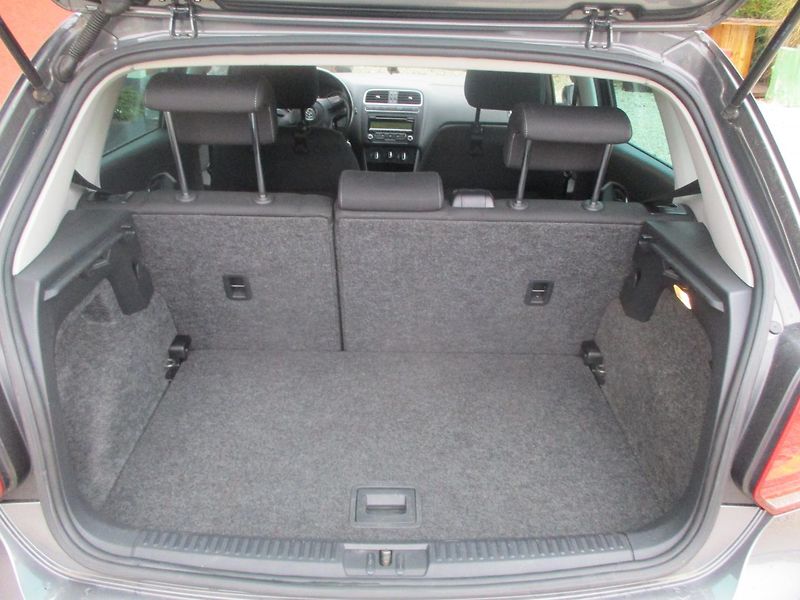 Volkswagen Polo 1.2 TSi KLIMA - fotka 12 z 32