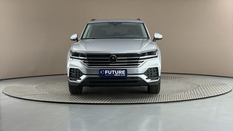 Volkswagen Touareg 3.0 TDI Tiptronic - fotka 3 z 30