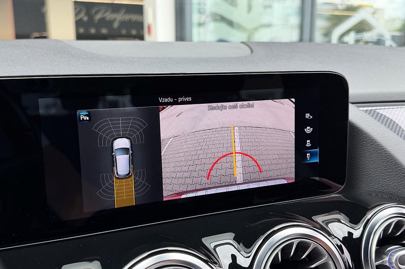 Mercedes-Benz GLA (2021) GLA 220d 4Matic AMG Line - fotka 118 z 121