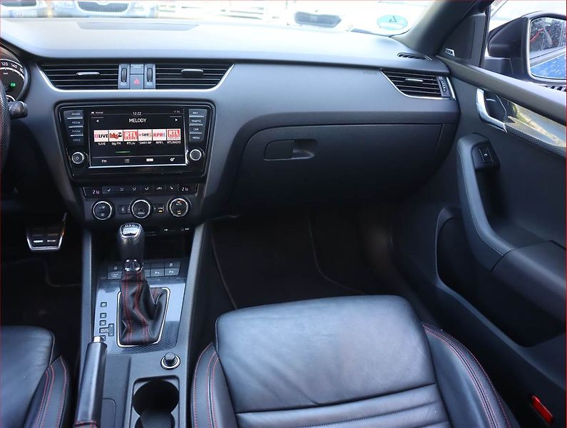 Škoda Octavia (2016) RS 2.0 TDI, Automat, Kůže - fotka 8 z 21