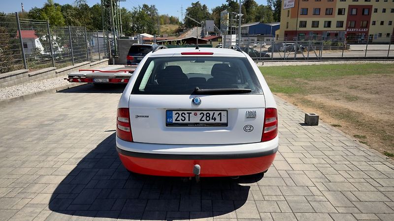 Škoda Fabia 1.2i 12V ČR 1. maj - fotka 5 z 25
