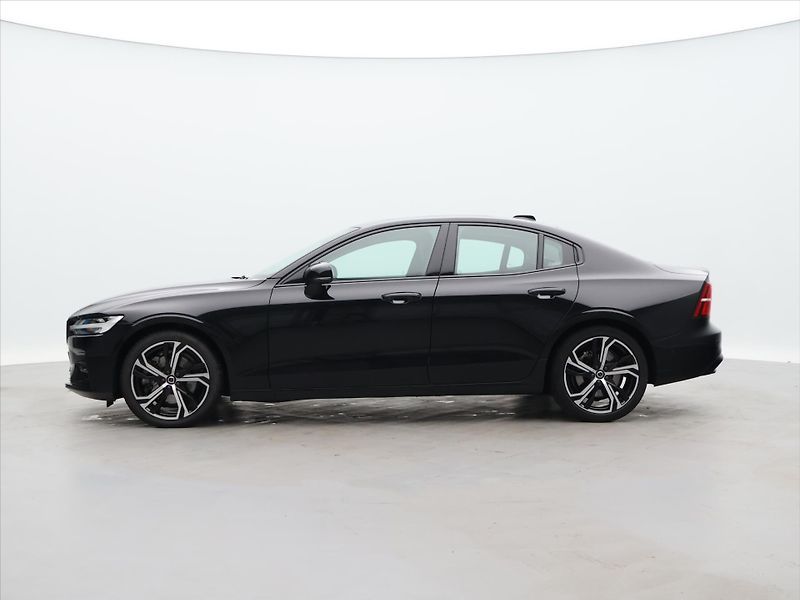 Volvo S60 2,0 B5 184kW AWD Ultimate Dark - fotka 4 z 29
