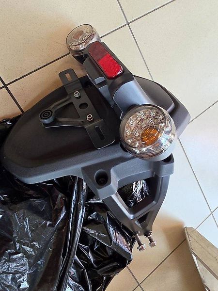 QJ Motor (2026) SRV 600 V - fotka 17 z 17