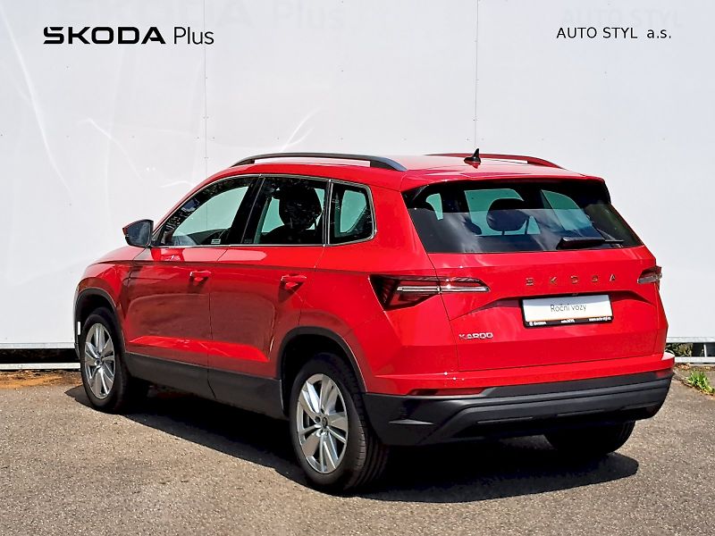 Škoda Karoq (2025) Top Selection 1,5 TSI 110 kW - fotka 9 z 22