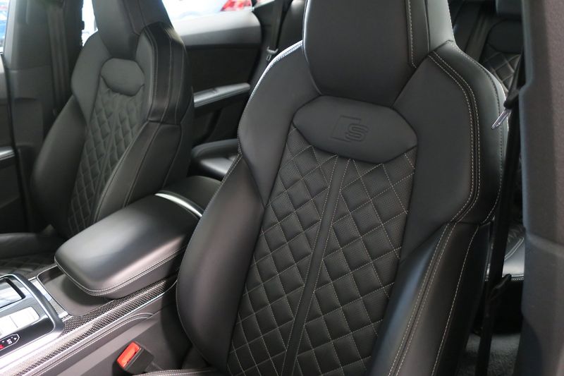 Audi SQ8 (2021) 4,0TDI V8 320 kW quattro - fotka 13 z 50