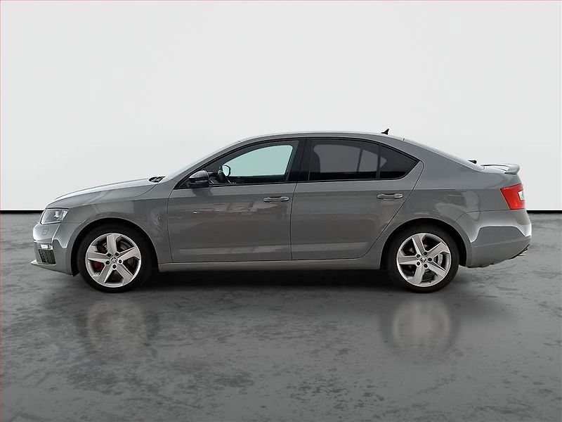 Škoda Octavia (2015) RS 2.0 TDI, Kůže, Bi-Xenony - fotka 3 z 18