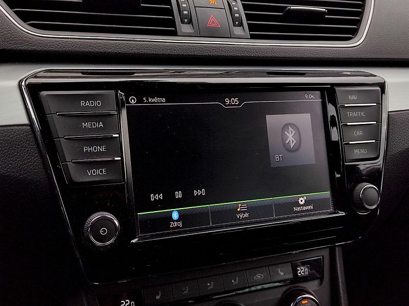 Škoda Superb (2015) Combi Ambition Business  2,0 T - fotka 10 z 36