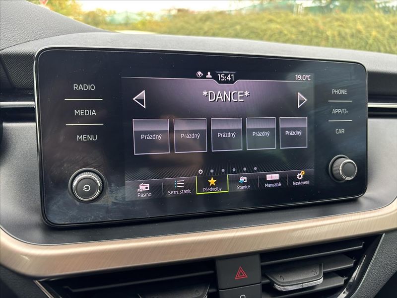 Škoda Scala 1,0 TSi Style ELkufr MRTVÝúhel - fotka 28 z 43