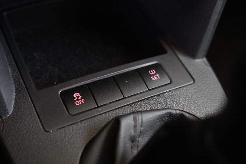 Volkswagen Caddy - fotka 18 z 22