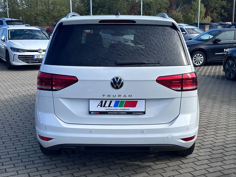 Volkswagen Touran 2.0 TDI 110kW DSG Highline - fotka 7 z 21