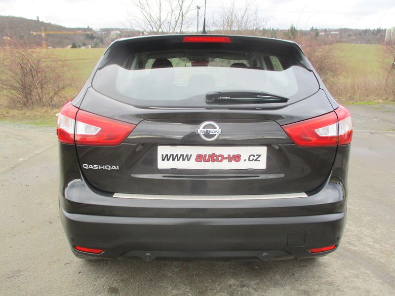 Nissan Qashqai 1.6DIG-T 120kW NAVI VÝHŘEV - fotka 8 z 43