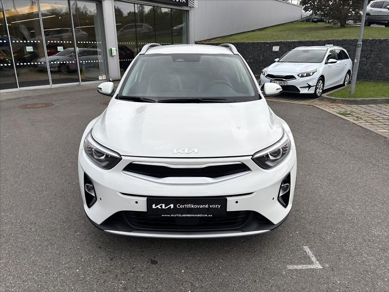 Kia Stonic 1,0 TGDi 73kW TOP ZÁRUKA NAVI - fotka 8 z 38