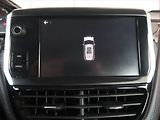 Peugeot 2008 (2018) 1.2 PureTech, Automat - náhled 15
