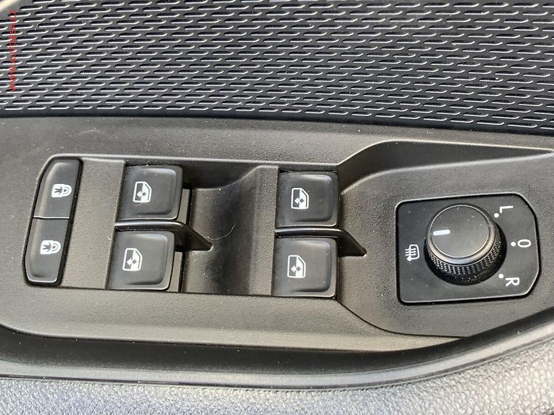 Škoda Octavia (2020) 2.0 TDi, LED, navi - fotka 20 z 21