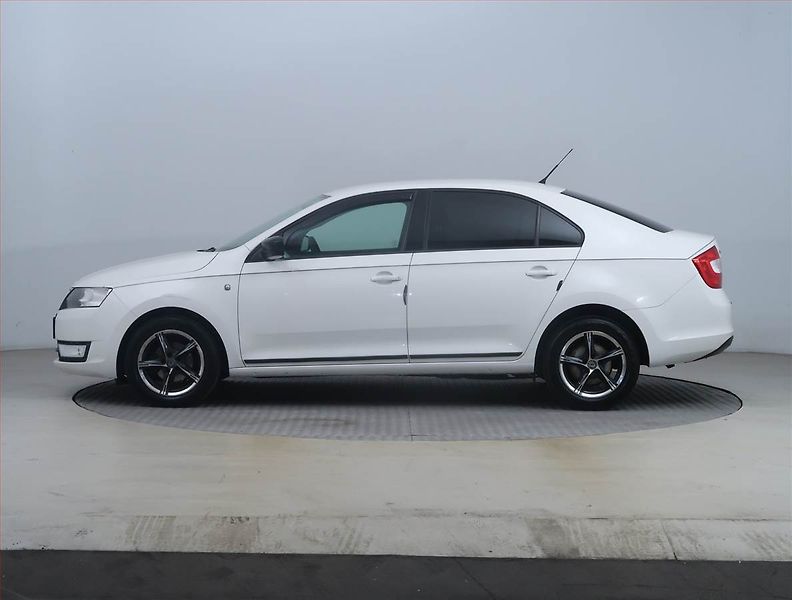 Škoda Rapid (2015) Ambition 1.2 TSI - fotka 3 z 13
