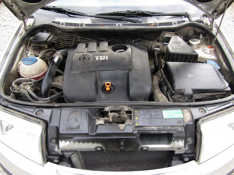 Škoda Fabia (2004) 1.4 TDI 55kW - fotka 32 z 36