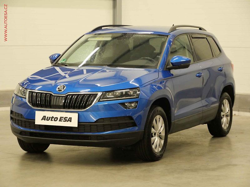 Škoda Karoq (2020) 1.0TSI, ČR, Ambition, LED - fotka 3 z 21