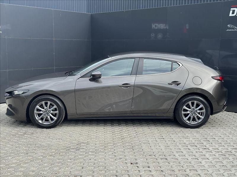 Mazda 3 2,0 Skyactiv-G 90kW AT - fotka 5 z 29