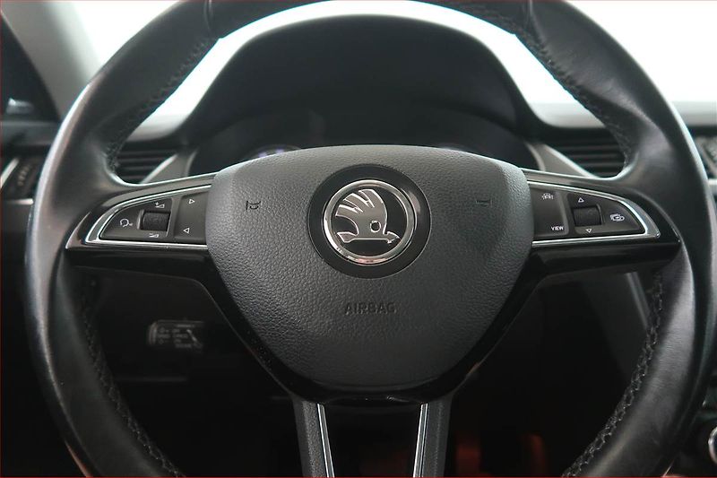 Škoda Octavia (2019) Style 2.0 TDI, Automat, Navi - fotka 15 z 17