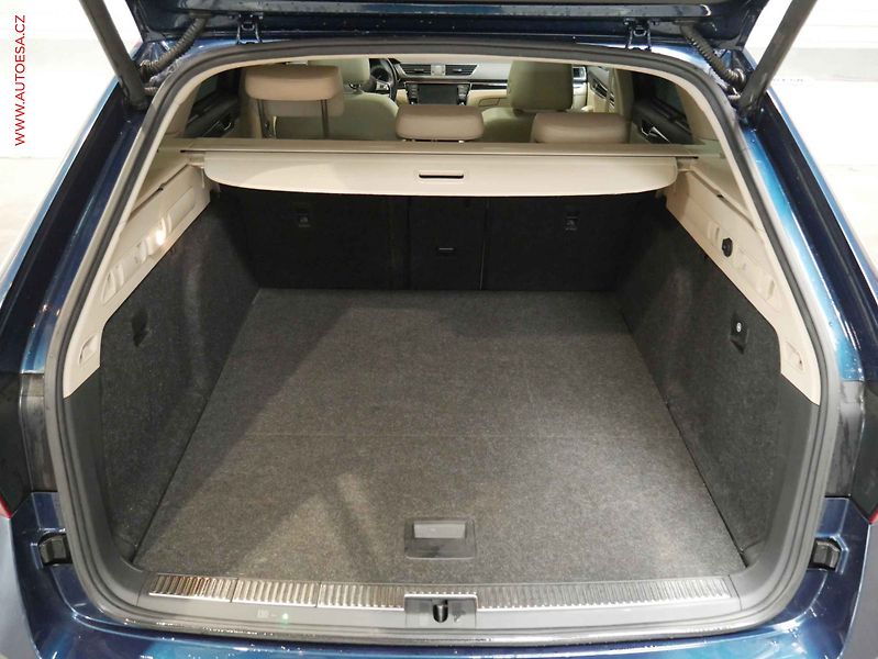 Škoda Superb (2016) 2.0 TSi 4x4, L&K, DSG, navi - fotka 7 z 23
