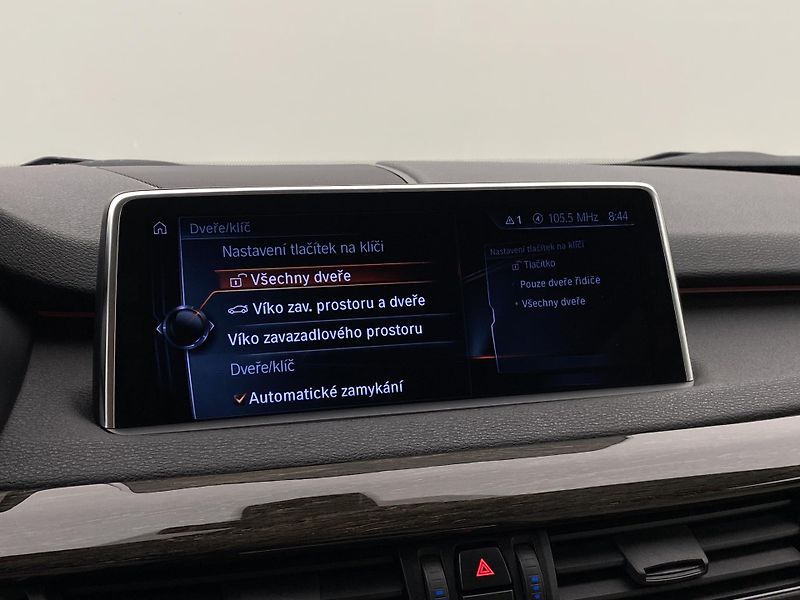 BMW X5 XDRIVE 30d AUT CZ - fotka 44 z 65