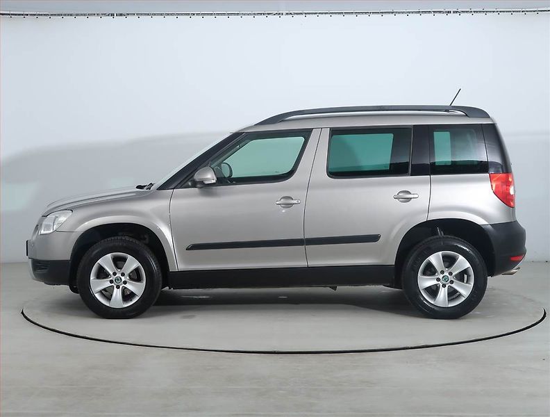 Škoda Yeti (2011) 2.0 TDI, Serv.kniha, Tempomat - fotka 3 z 18